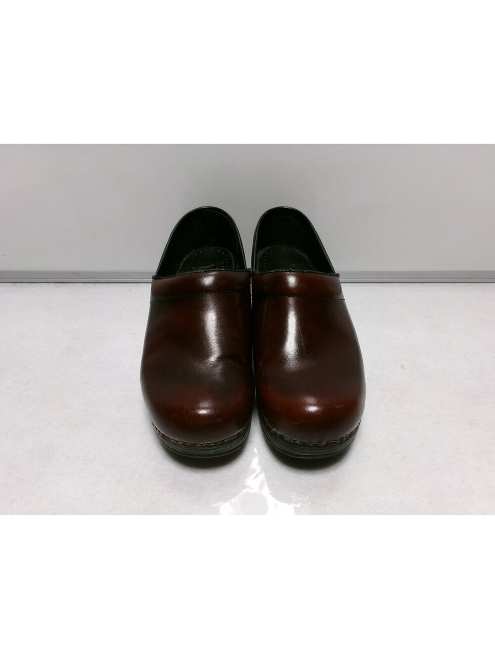 Dansko Womens Brown Leather Clogs EU 39